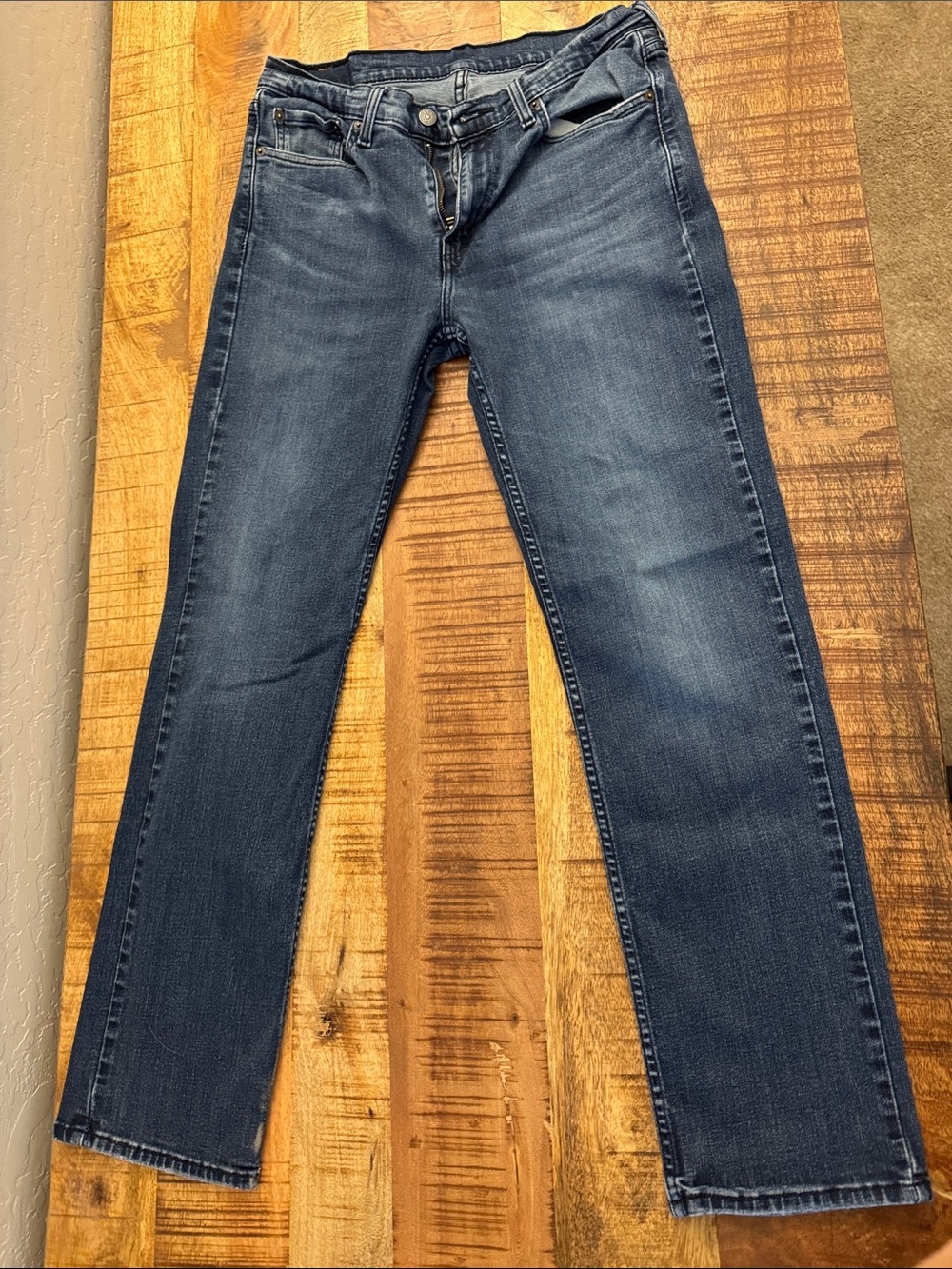 Men's Straight-Leg Jeans in Dark Blue